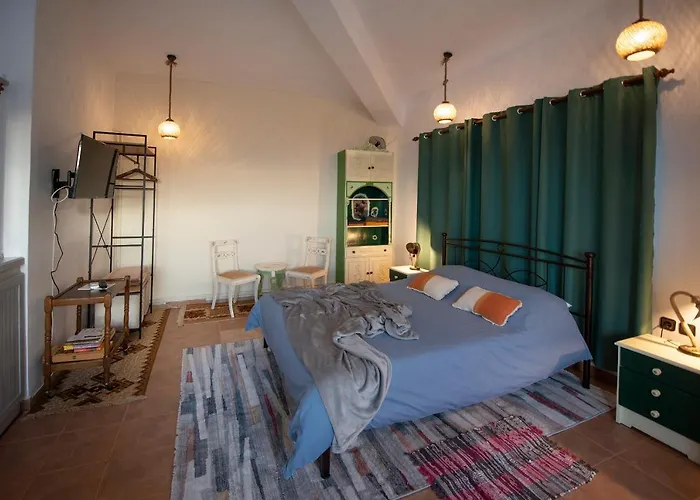 Idyllia 1 Apartament Pisia